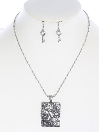 Key Jewelry Set