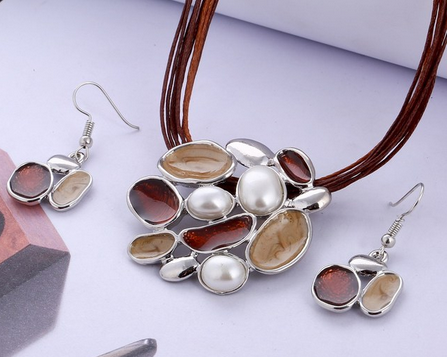 Olivia Jewelry Set